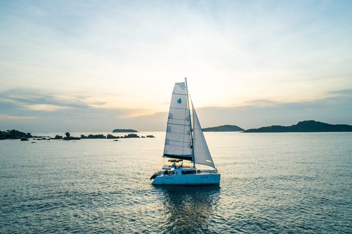 Les jonques, Yacht de 5 étoiles au Vietnam-Halong, Lan Ha, Nha Trang, Phu Quoc